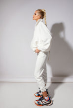 Įkelti vaizdą į galerijos rodinį, Madonna kostiumas, more colors