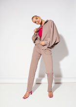 Įkelti vaizdą į galerijos rodinį, Madonna kostiumas, more colors