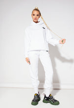 Įkelti vaizdą į galerijos rodinį, Cosy kostiumas, more colors